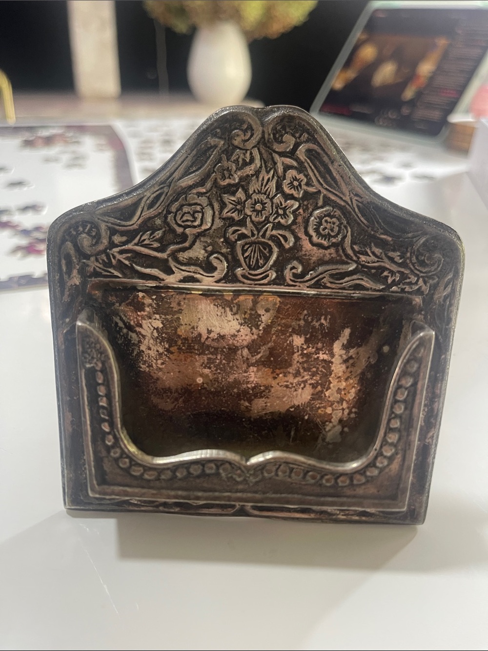 Vintage silver plated standing card receiver: possibly Meriden B Co.